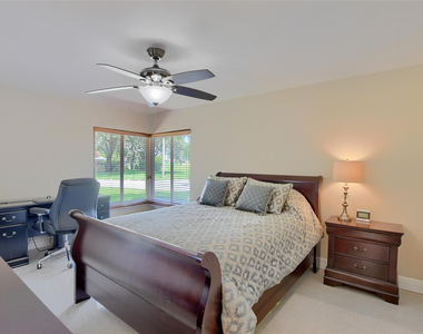 661 Hollows Circle - Photo Thumbnail 15