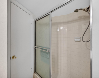 2800 N Ocean Drive - Photo Thumbnail 33