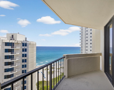 2800 N Ocean Drive - Photo Thumbnail 39