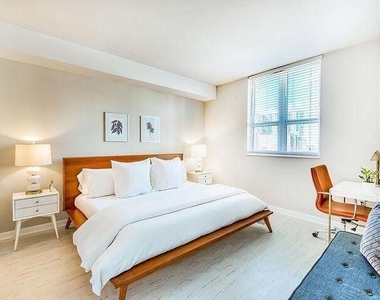 480 Hibiscus Street - Photo Thumbnail 17