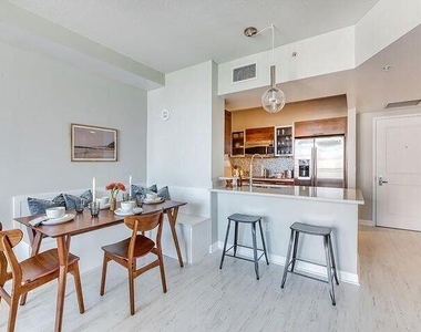 480 Hibiscus Street - Photo Thumbnail 11
