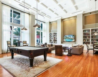 480 Hibiscus Street - Photo Thumbnail 4