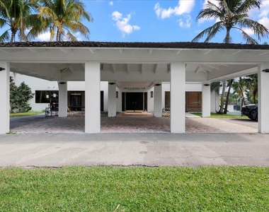 11863 Wimbledon Circle - Photo Thumbnail 38