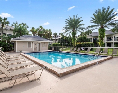 11863 Wimbledon Circle - Photo Thumbnail 31