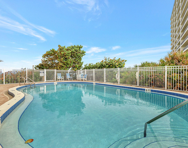840 Ocean Drive - Photo Thumbnail 42