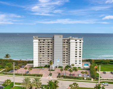 840 Ocean Drive - Photo Thumbnail 1