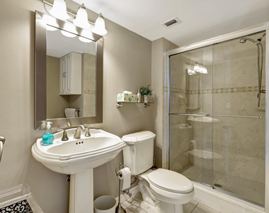 840 Ocean Drive - Photo Thumbnail 34