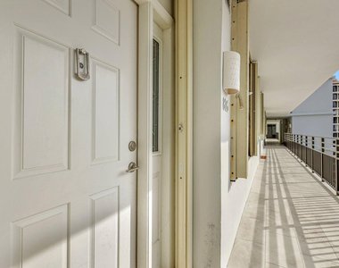 840 Ocean Drive - Photo Thumbnail 39