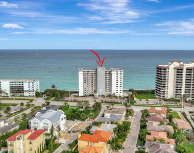 840 Ocean Drive - Photo Thumbnail 2