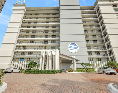 840 Ocean Drive - Photo Thumbnail 40