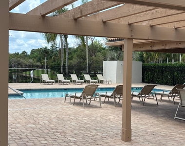 2199 Charleston - Photo Thumbnail 23