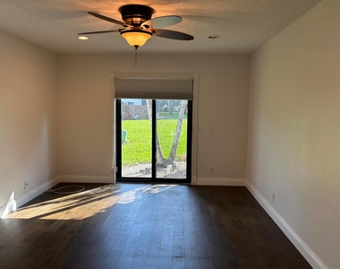 2199 Charleston - Photo Thumbnail 9