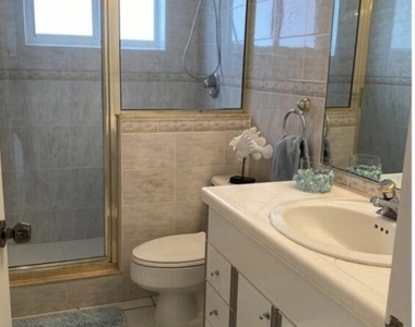 1230 Se 14th Drive - Photo Thumbnail 11