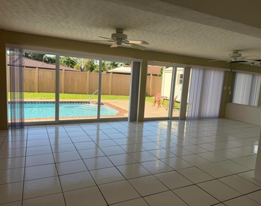 1230 Se 14th Drive - Photo Thumbnail 29