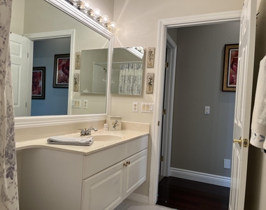 628 Nw Venetto Court - Photo Thumbnail 6