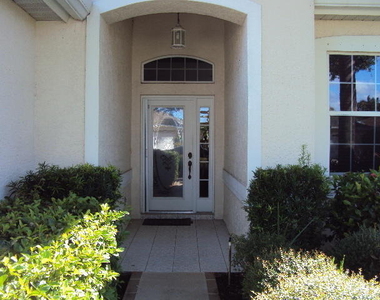 628 Nw Venetto Court - Photo Thumbnail 1