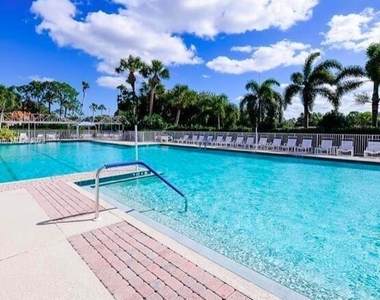 628 Nw Venetto Court - Photo Thumbnail 18
