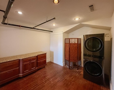 1120 Nw 51st Street - Photo Thumbnail 15