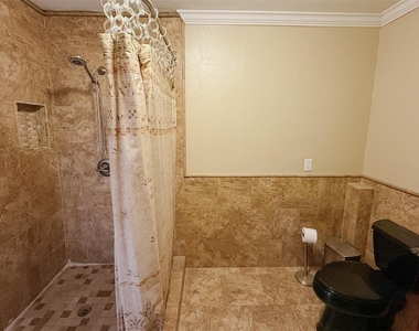 1120 Nw 51st Street - Photo Thumbnail 13