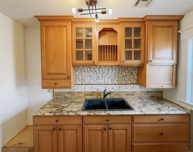 1120 Nw 51st Street - Photo Thumbnail 2