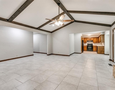 1213 Westbrooke Terrace - Photo Thumbnail 4