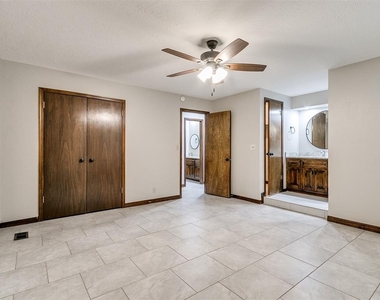 1213 Westbrooke Terrace - Photo Thumbnail 19