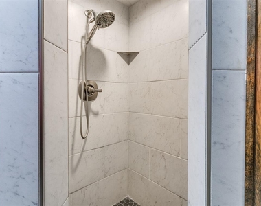 1213 Westbrooke Terrace - Photo Thumbnail 23