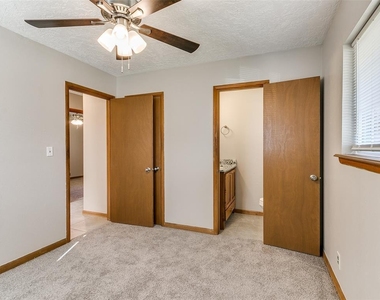 214 Thompson Drive - Photo Thumbnail 42