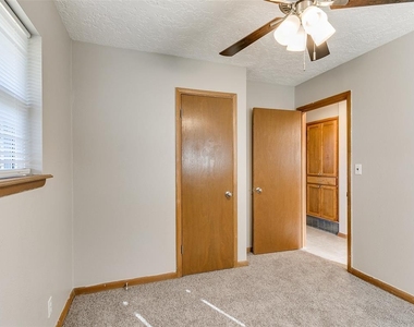 214 Thompson Drive - Photo Thumbnail 38