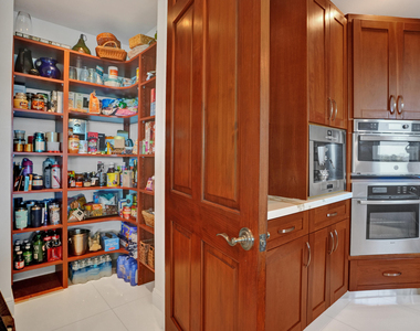 516 Hendricks Isle - Photo Thumbnail 41