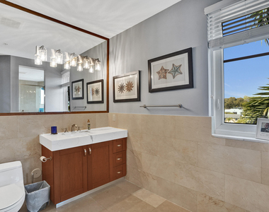 516 Hendricks Isle - Photo Thumbnail 60