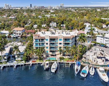 516 Hendricks Isle - Photo Thumbnail 1