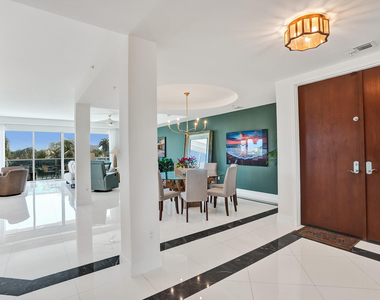 516 Hendricks Isle - Photo Thumbnail 36
