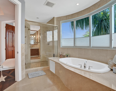 516 Hendricks Isle - Photo Thumbnail 62