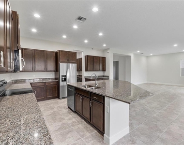 14929 Redcove Place - Photo Thumbnail 17