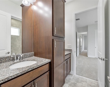 14929 Redcove Place - Photo Thumbnail 45