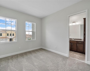 14929 Redcove Place - Photo Thumbnail 43