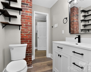 510 S 12th Street - Photo Thumbnail 13