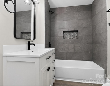 510 S 12th Street - Photo Thumbnail 11