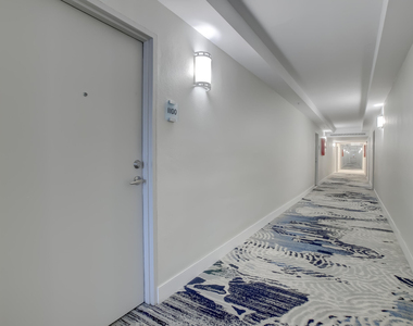 3000 S Ocean Drive - Photo Thumbnail 3