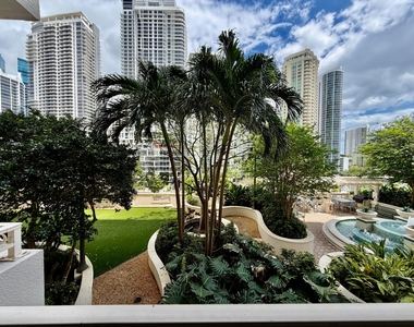 511 Se 5th Avenue - Photo Thumbnail 32