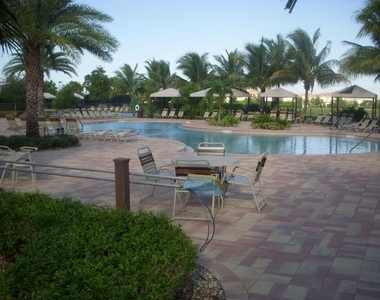 8887 Chestnut Ridge Way - Photo Thumbnail 2