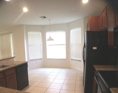 8887 Chestnut Ridge Way - Photo Thumbnail 4