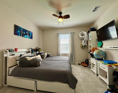 10736 Sw Prato Way - Photo Thumbnail 11