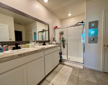 10736 Sw Prato Way - Photo Thumbnail 4