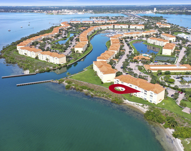 3 E Harbour Isle Drive E - Photo Thumbnail 19