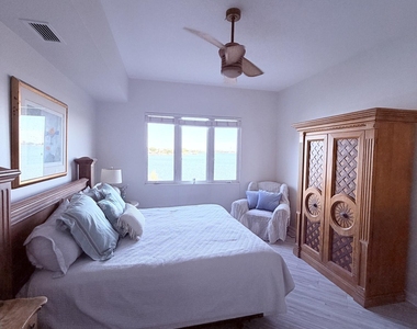 3 E Harbour Isle Drive E - Photo Thumbnail 10