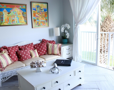 3 E Harbour Isle Drive E - Photo Thumbnail 2