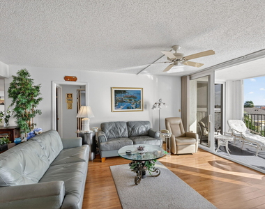 8200 Lakeshore Drive - Photo Thumbnail 30