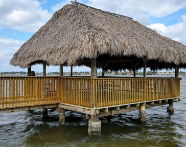 8200 Lakeshore Drive - Photo Thumbnail 11